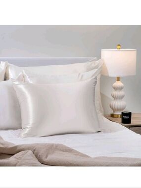 NWT Blissy Mulberry Silk Pillowcase, Ivory White, Standard/Queen or King Size
